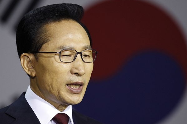 Korejský prezident chce zakročit ostře, ale mírově.